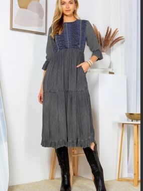 Young Threads Smocked Yoke Charcoal Midi Dress Sz S